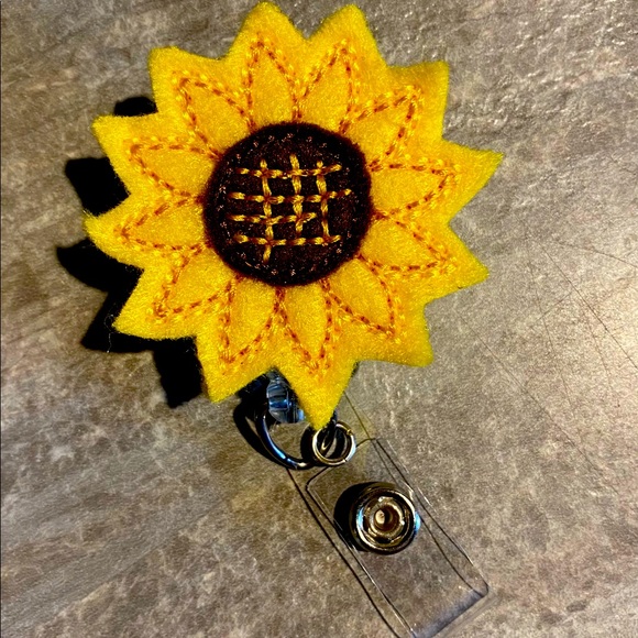 Accessories - Sunflower Felt Badge Reel